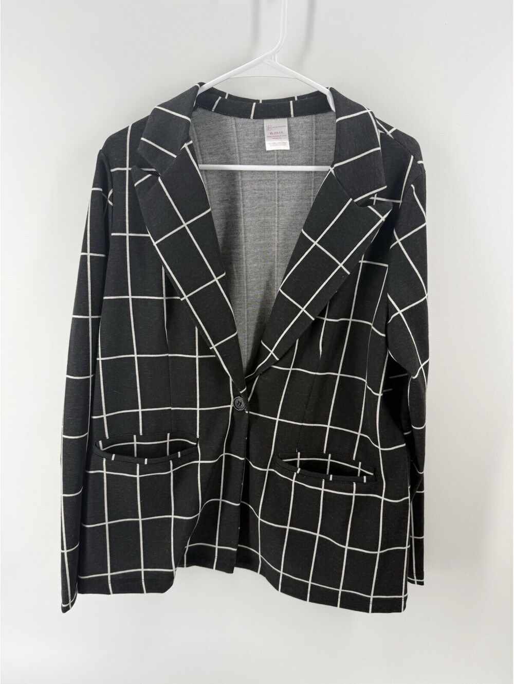 Women's No Boundaries Black & White Plaid Blazer XL